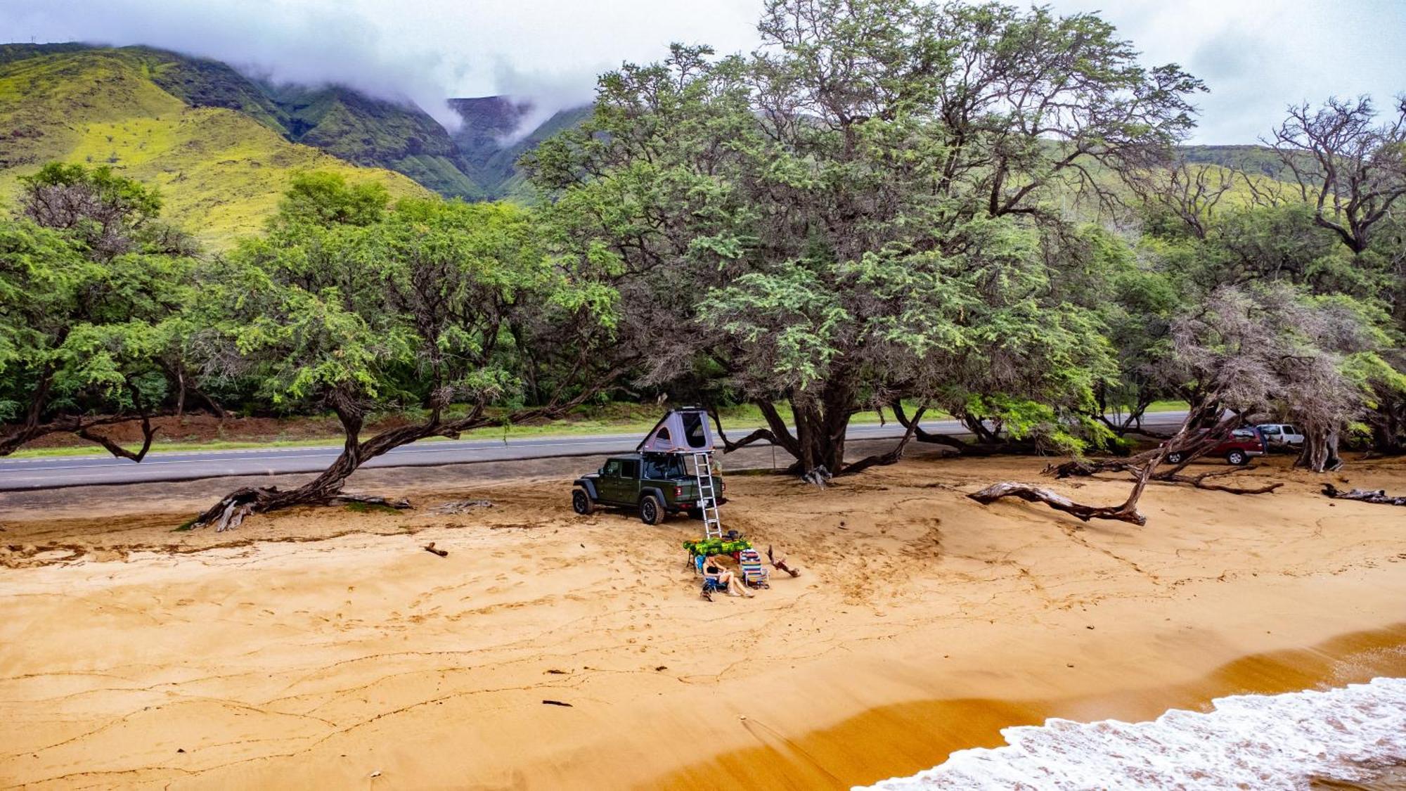 Campcar Maui Jeeps Suvs Hybrid Camper Van Rentals With Equipment And Travel Advice คาฮูลุย ภายนอก รูปภาพ